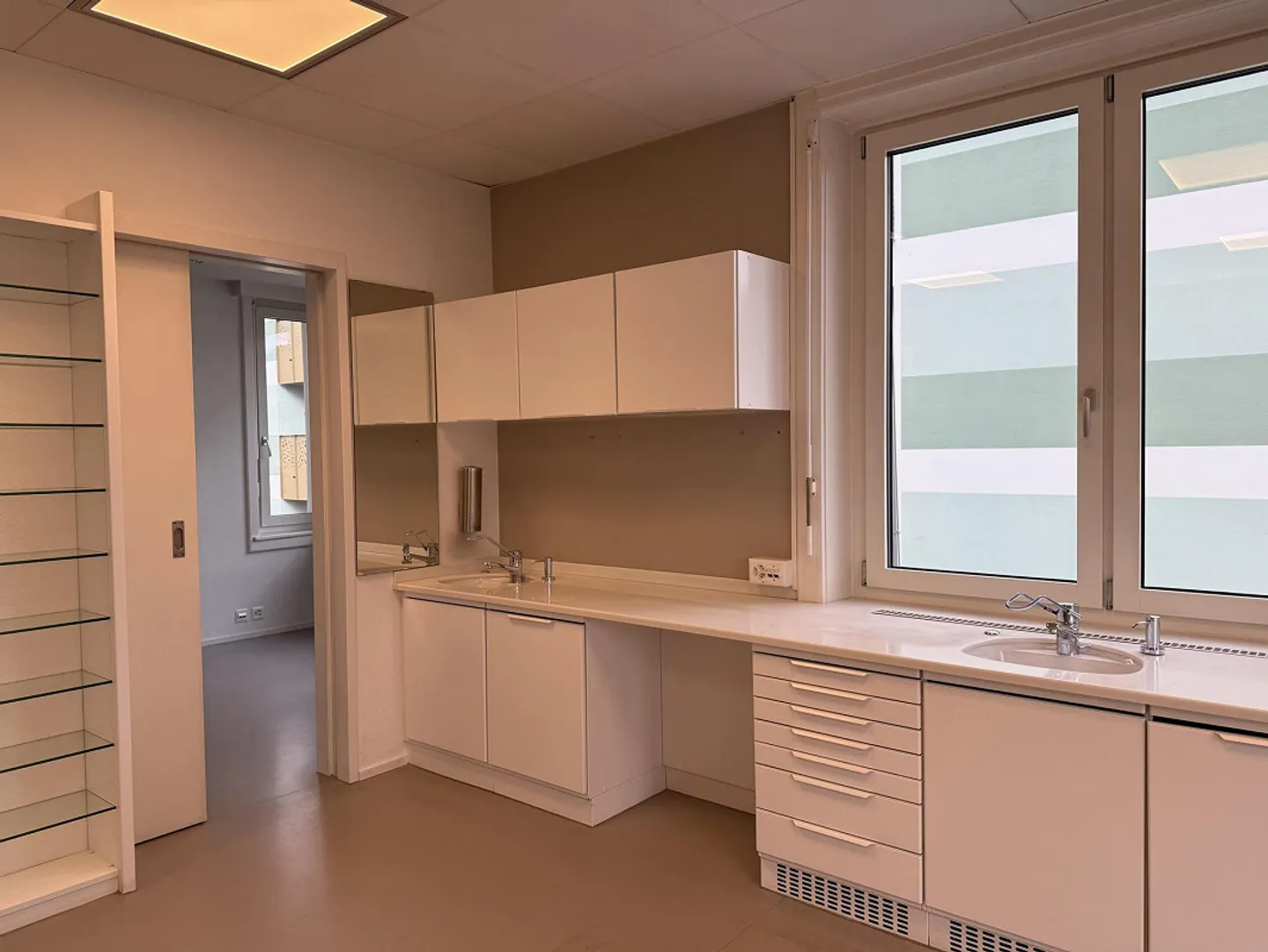 Büro / Gewerbefläche an der Forchstrasse (befristet) - Foto 8 von 11
