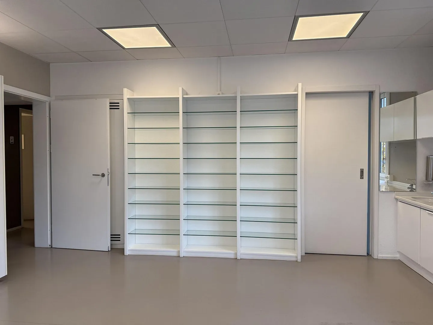 Büro / Gewerbefläche an der Forchstrasse (befristet) - Foto 9 von 11