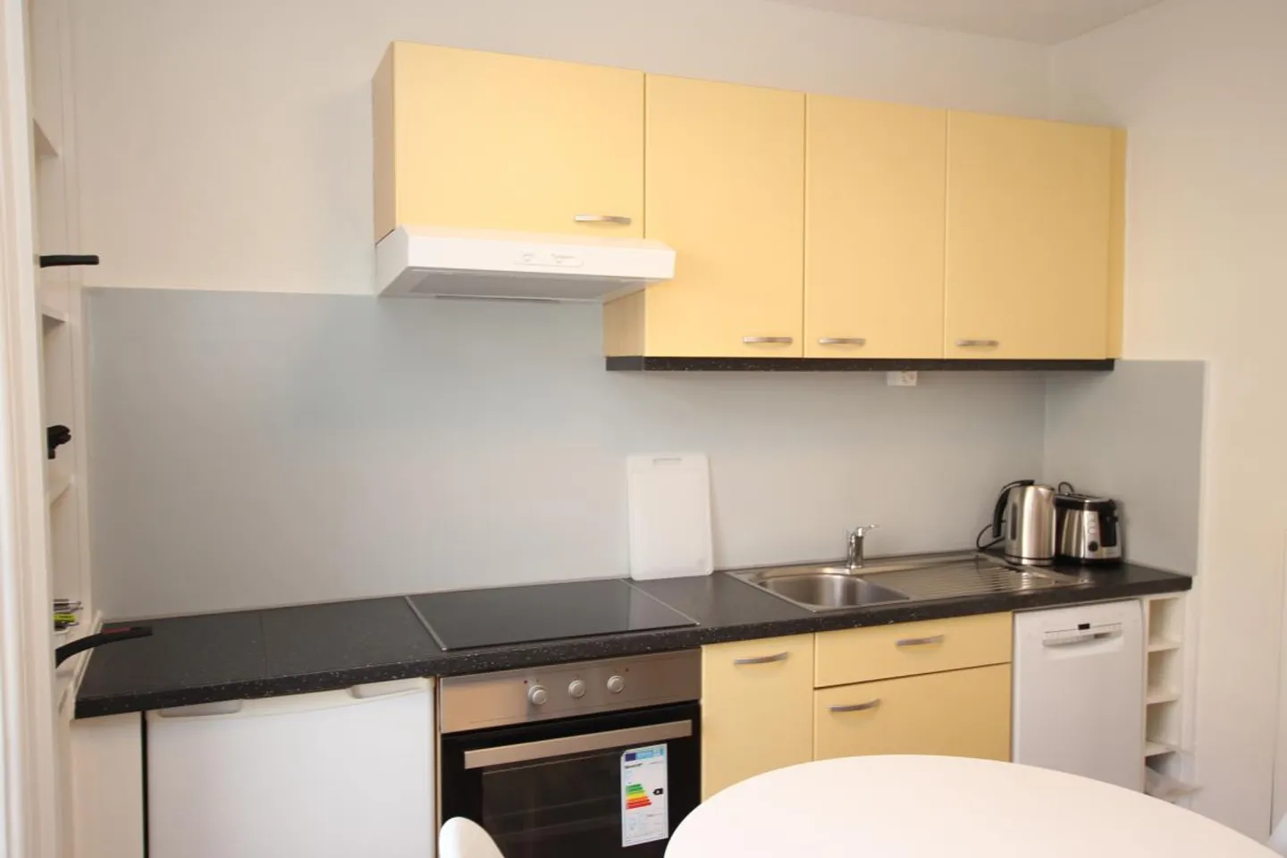 Appartement Charmant Près du Lac - Photo 3 sur 4