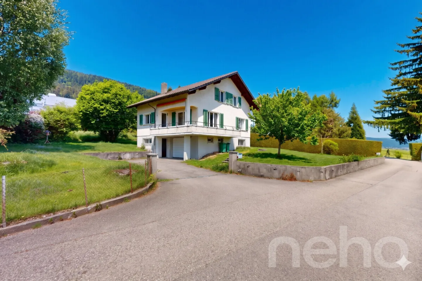 Casa unifamiliare con grande potenziale a Geneveys-sur-Coffrane - Foto 1 di 13
