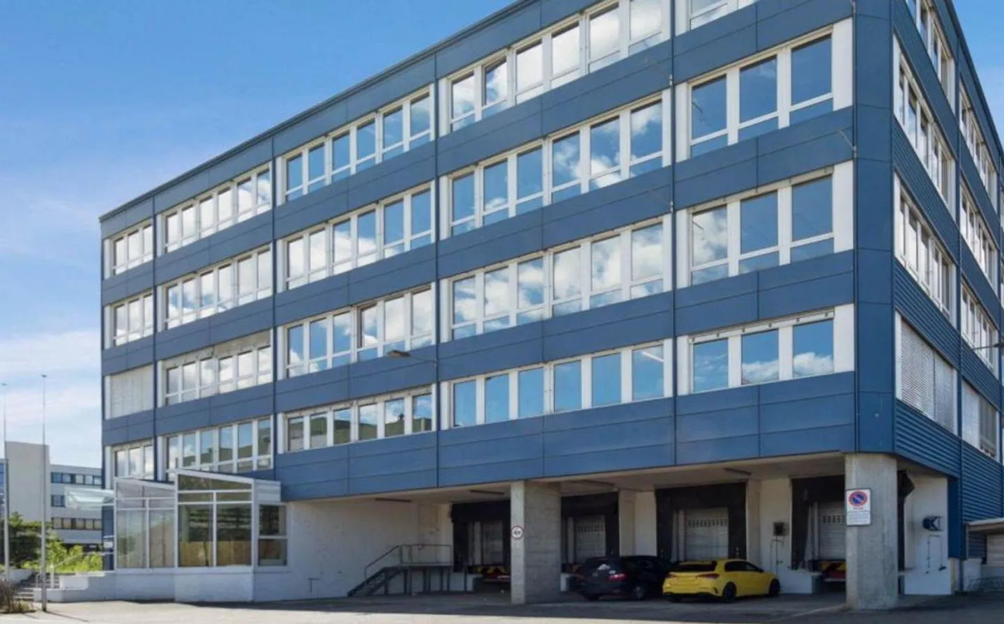 Spazi di magazzino/logistica al piano terra/piano superiore - Foto 1 di 7