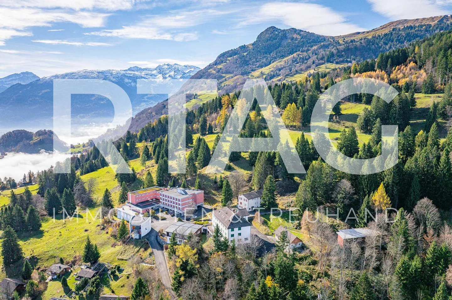 Hotel Alvier - Photo 1 of 5