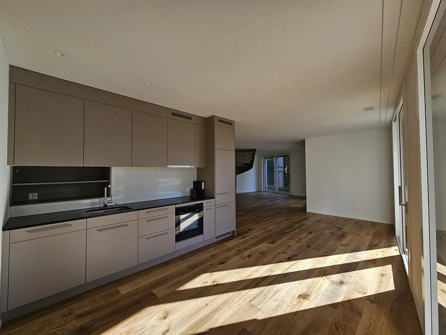 3.5 Zimmer-Maisonette-Garten-Wohnung in exklusiver Wohnanlage - Foto 2 von 8