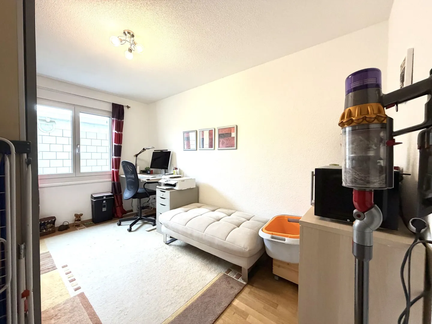 Belle appartement de jardin 4.5 pièces dans un endroit calme - Photo 5 sur 8