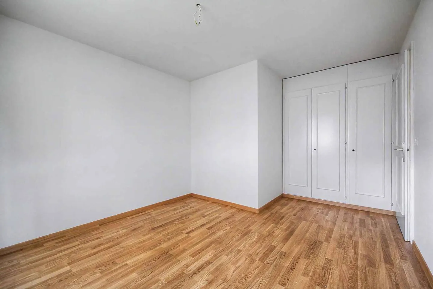 Appartement spacieux avec vue sur le lac - Photo 8 sur 12