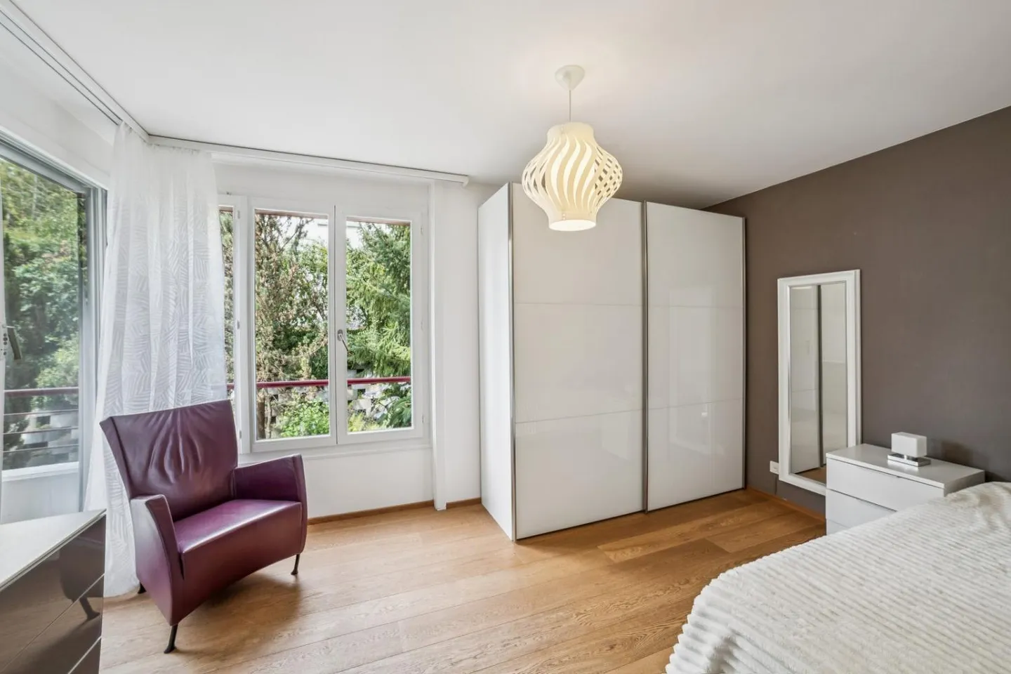 Charmante Wohnung mit Terrasse - Foto 3 von 8