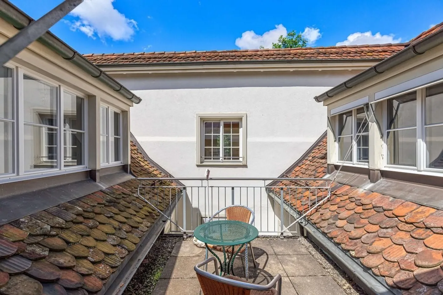 Office in the attic of a historic building - Photo 9 of 10