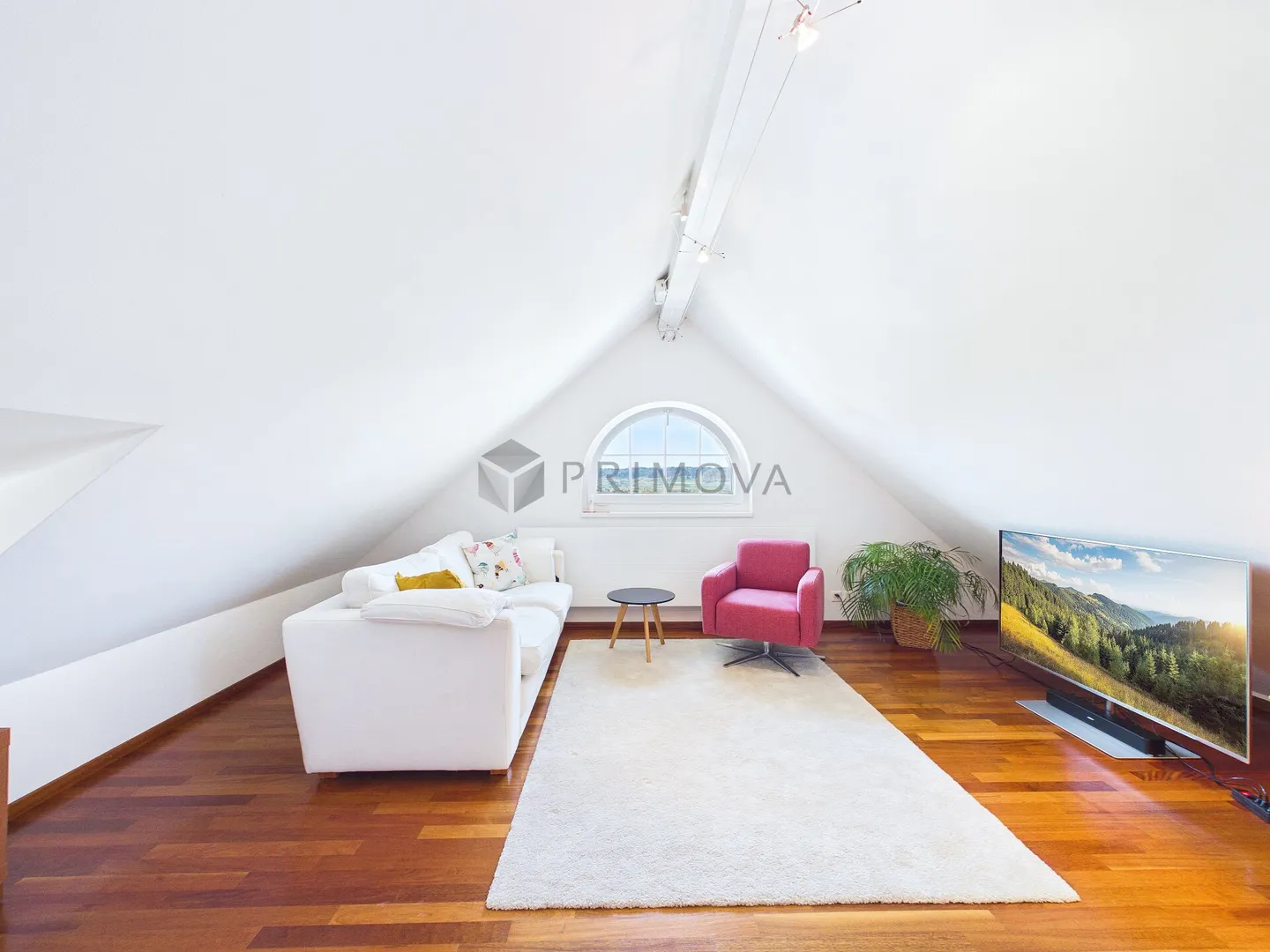 Light, Space and Emotions - Your New Home Above the Rooftops - Photo 12 of 18