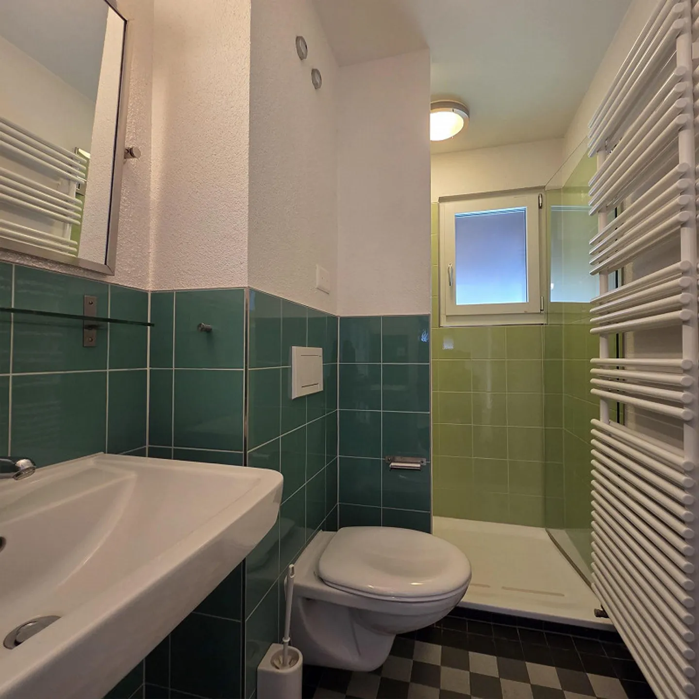 Charming 10.5-Room Single-Family House with a View in Bolligen - Photo 11 of 17