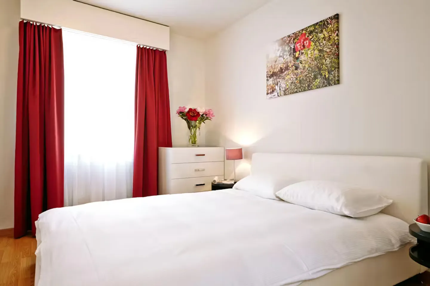Chic Apartment in Zürich - Photo 4 of 8