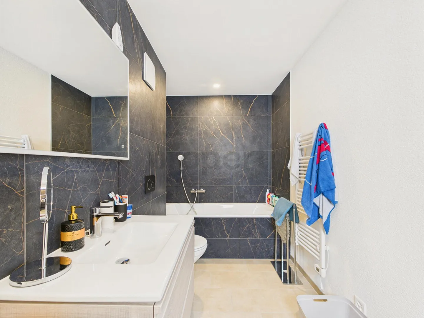 Moderna casa a schiera di 4,5 stanze con giardino a Courtepin - Foto 8 di 12