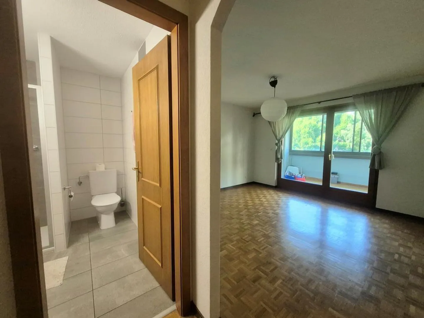 Near the city center - Spacious apartment - Photo 6 of 8