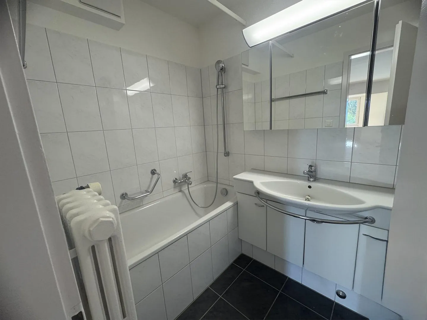 Bellissimo appartamento di 3,5 stanze in una posizione top! - Foto 8 di 10