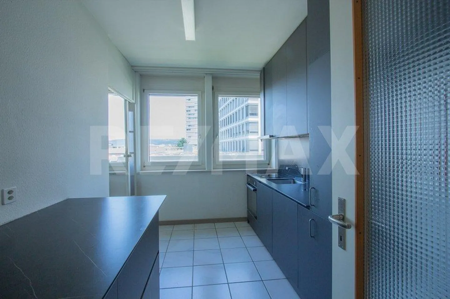 2.5 Room Apartment in the Center of Pratteln for Sale! - Photo 3 of 9