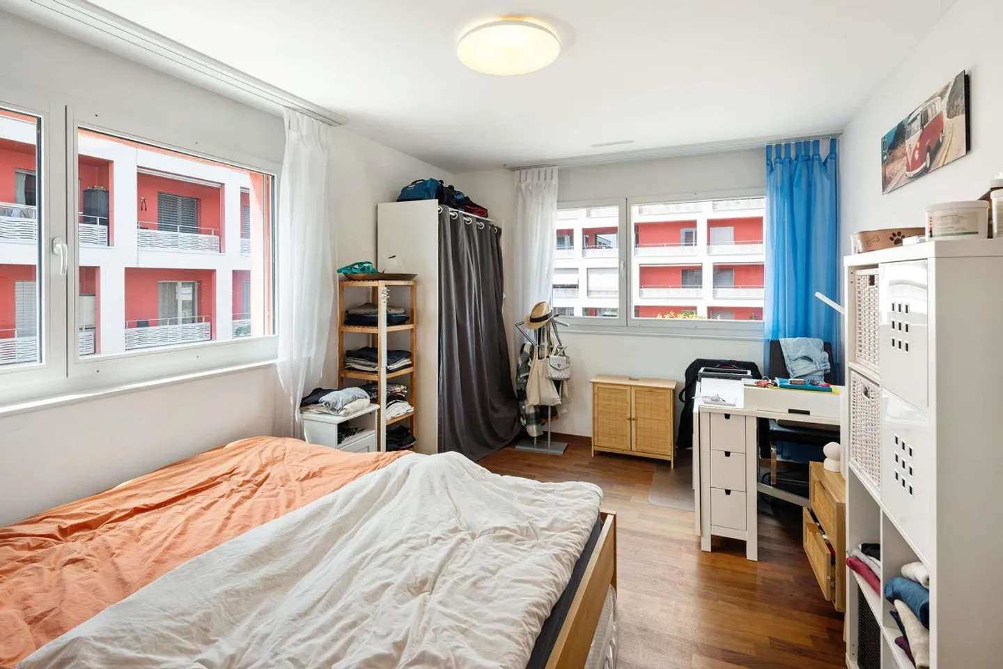 Spacious 5.5-room apartment with panoramic views and sunny orientation - Photo 6 of 11