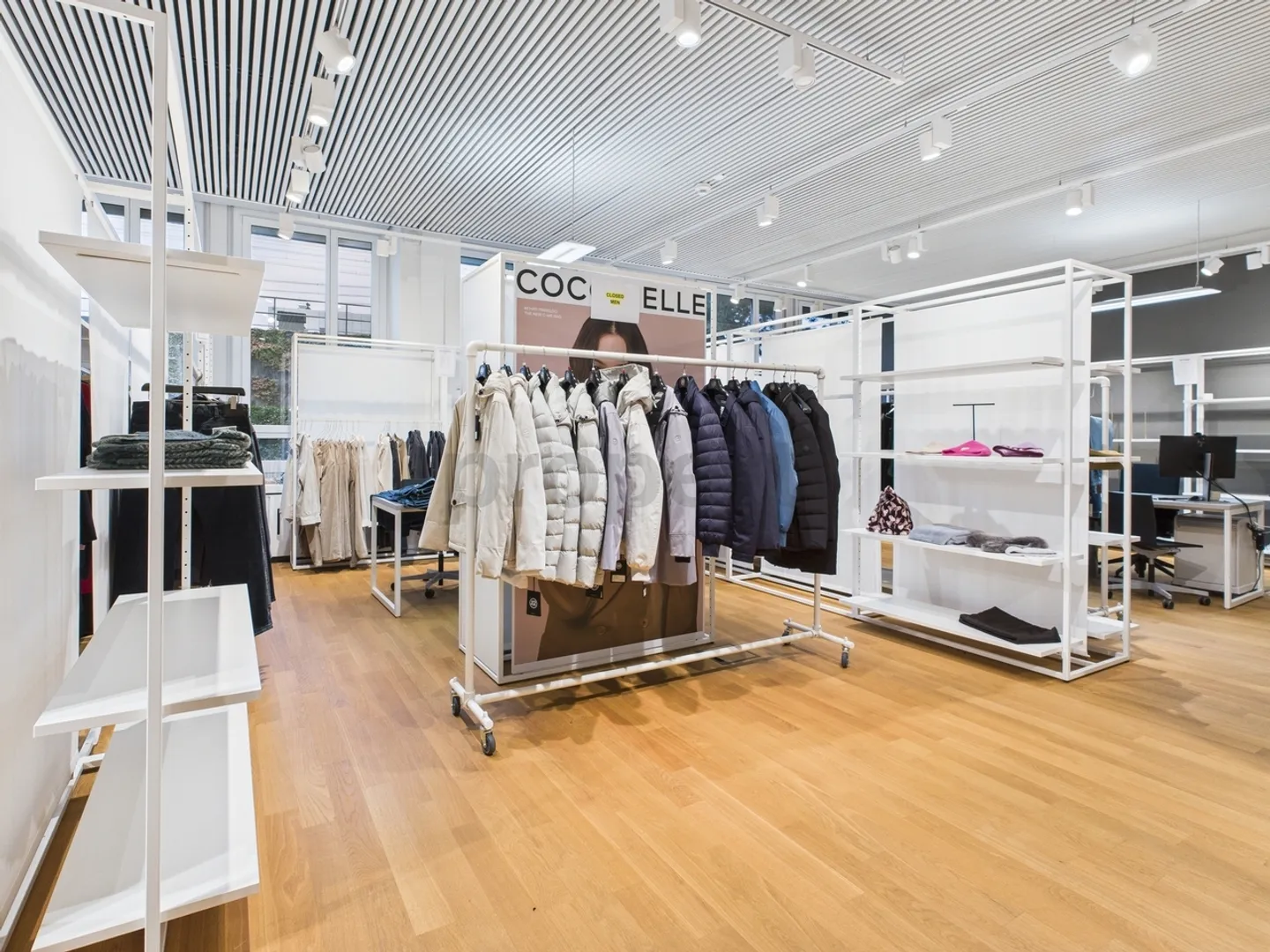 Modern Commercial Property in the Heart of Opfikon - Photo 2 of 6