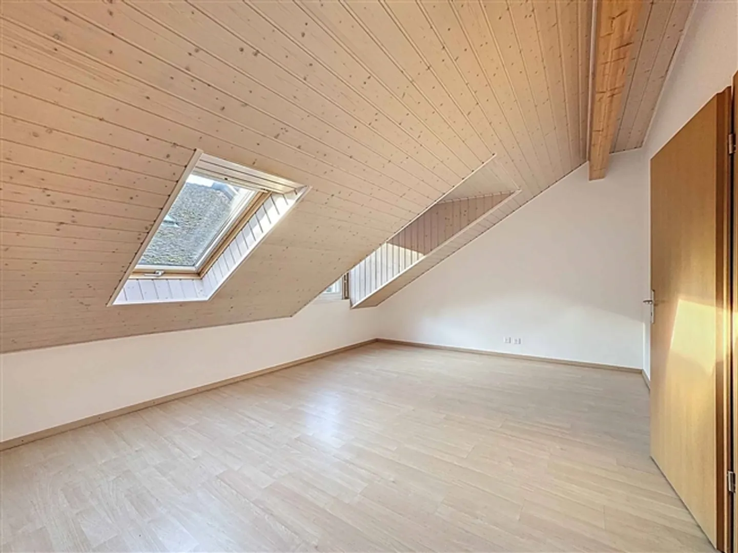 Disponibilité immédiate dans la vieille ville - Photo 11 sur 13