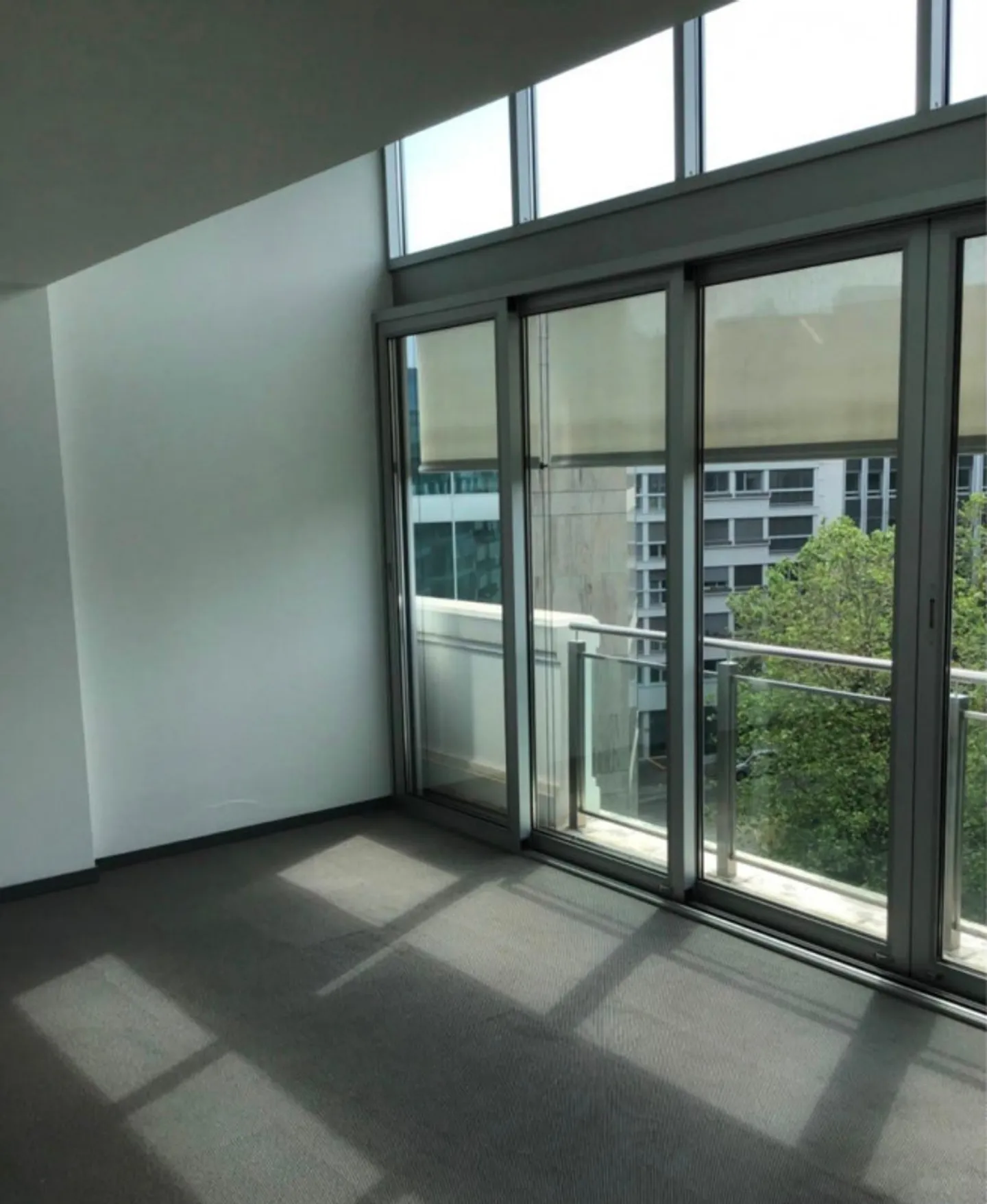 Übernahme des Mietvertrags für eine wunderschöne 4,5-Zimmer-Wohnung in der Nähe der Nationen - Foto 4 von 6