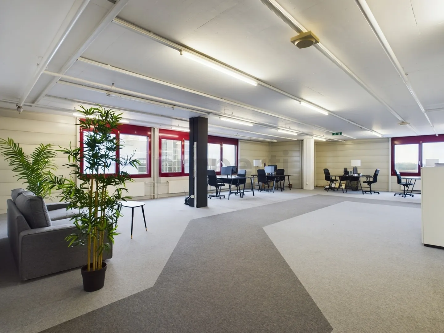 Grosszügiges und modernes Büro in Zollikofen - Foto 1 von 7