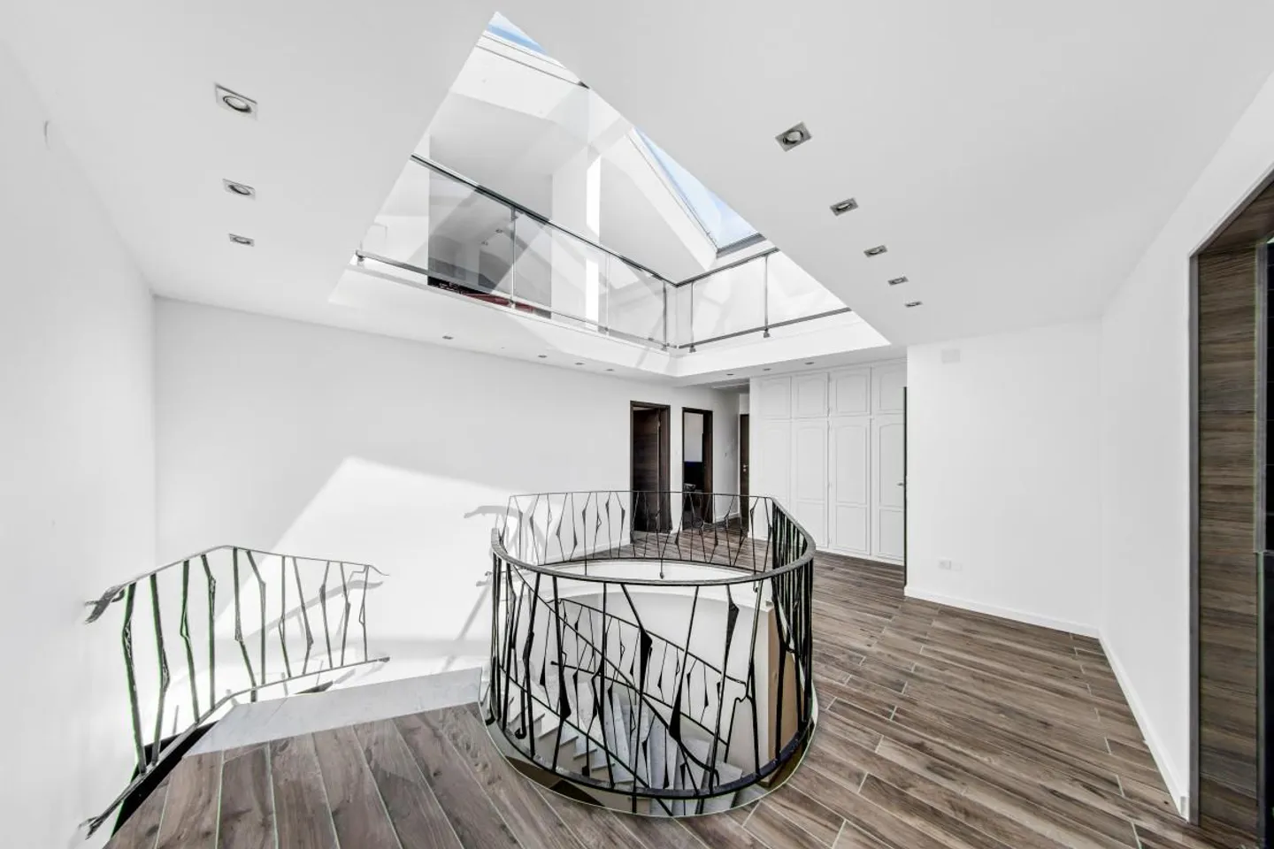 Exceptional Gem & Absolute Intimacy - Close to Basel, in France - Photo 2 of 12