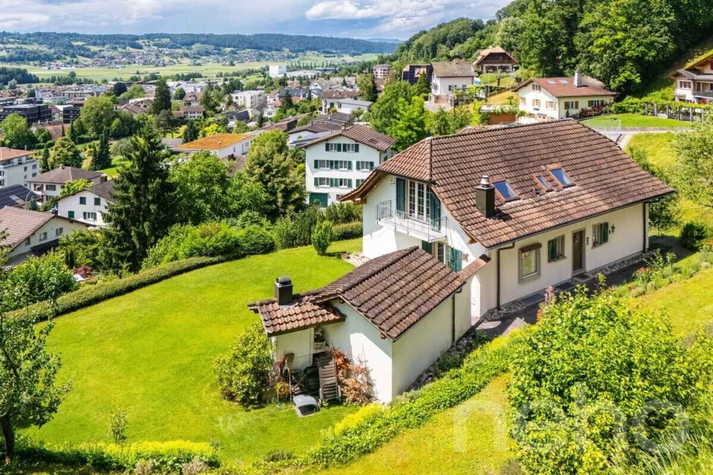 Charmantes Einfamilienhaus mit Garten - Foto 1 von 13