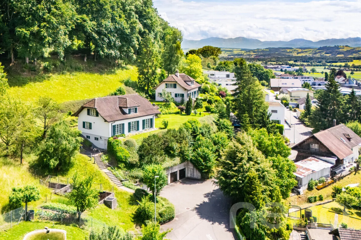 Charmantes Einfamilienhaus mit Garten - Foto 2 von 13