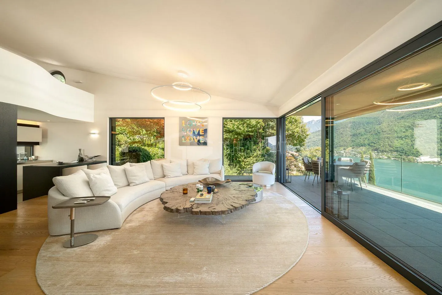 ELEGANTE APPARTAMENTO DI 4 LOCALI CON GIARDINO E VISTA LAGO - Photo 4 sur 19