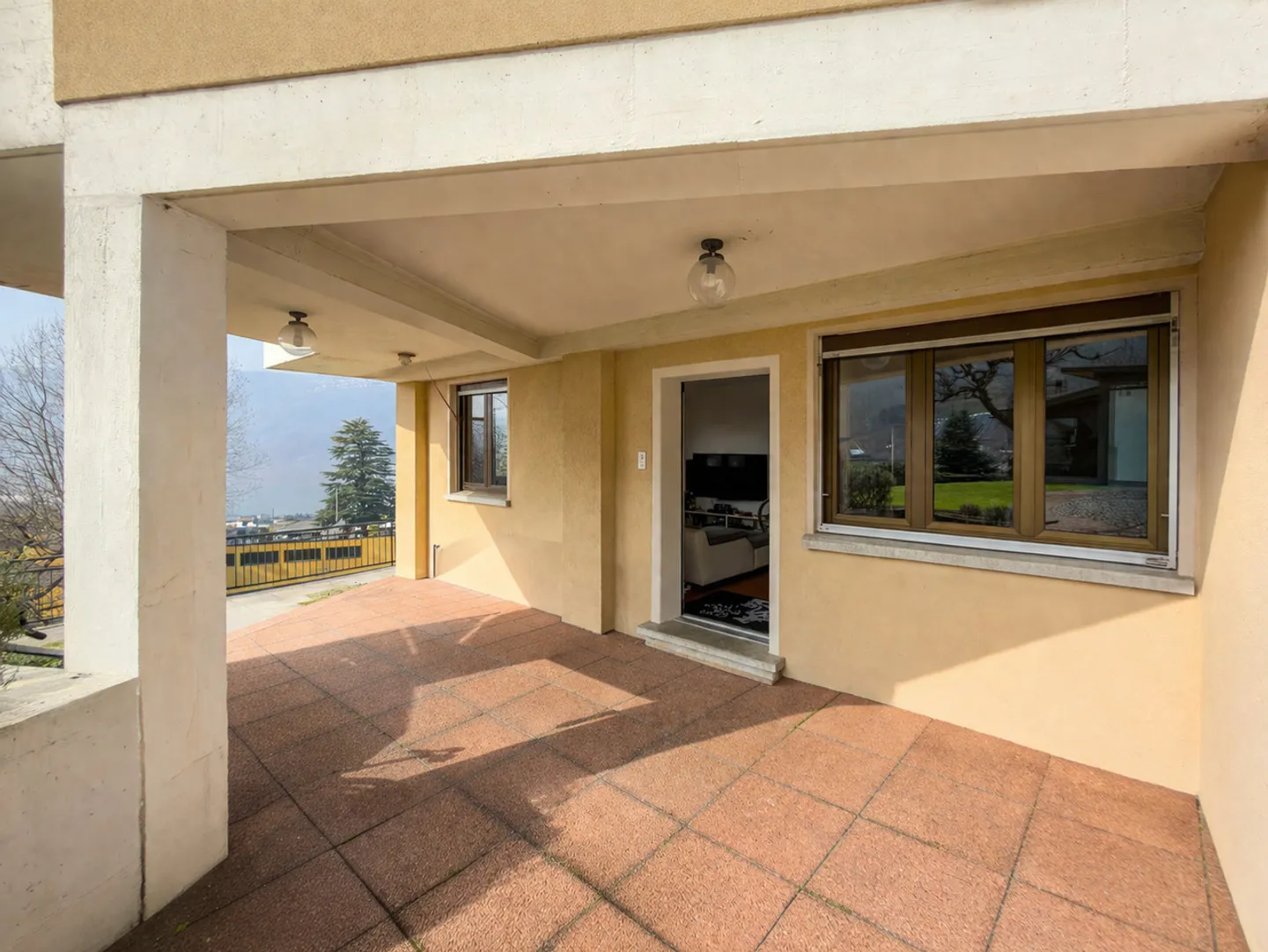 Duplex und Gartenhaus in Vezia - Foto 7 von 19