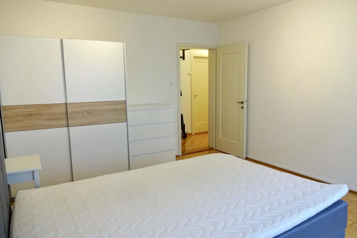Votre prochain chapitre commence ici - Chambre meublée dans un emplacement de choix - Photo 4 sur 10