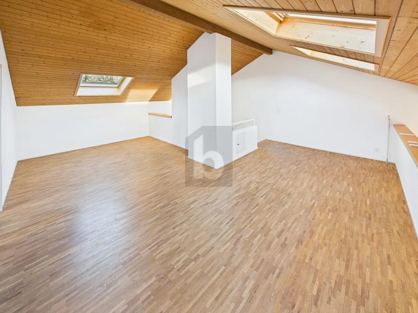 Tranquillo con vista spettacolare - Foto 4 di 6