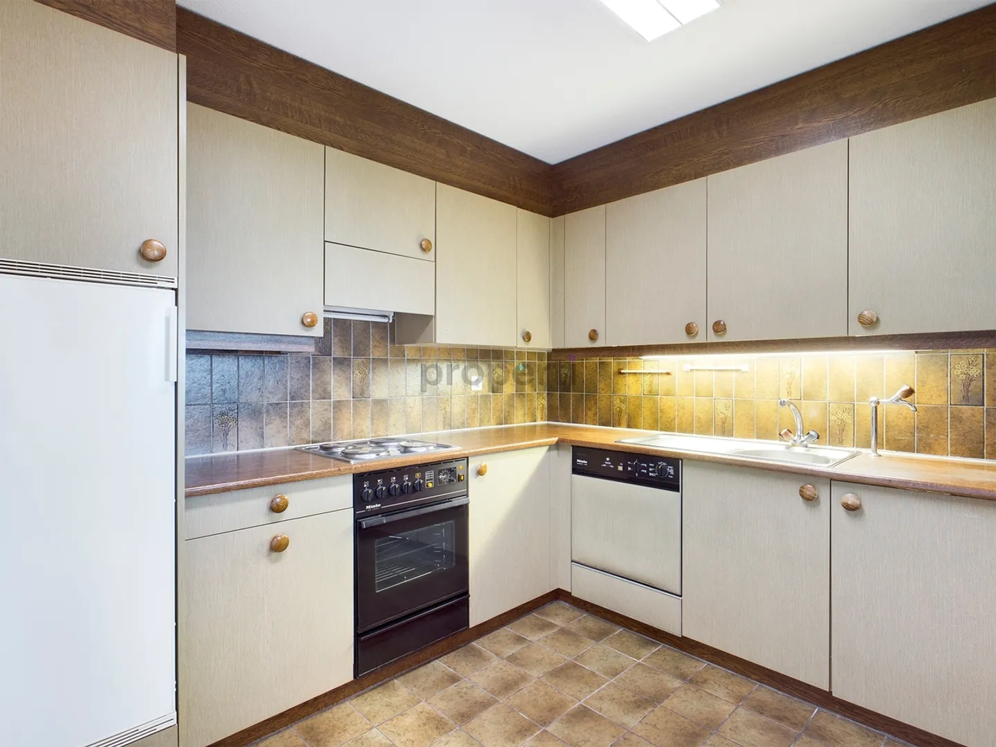 Unique 5.5-room apartment in Schüpfen, BE - Photo 4 of 7