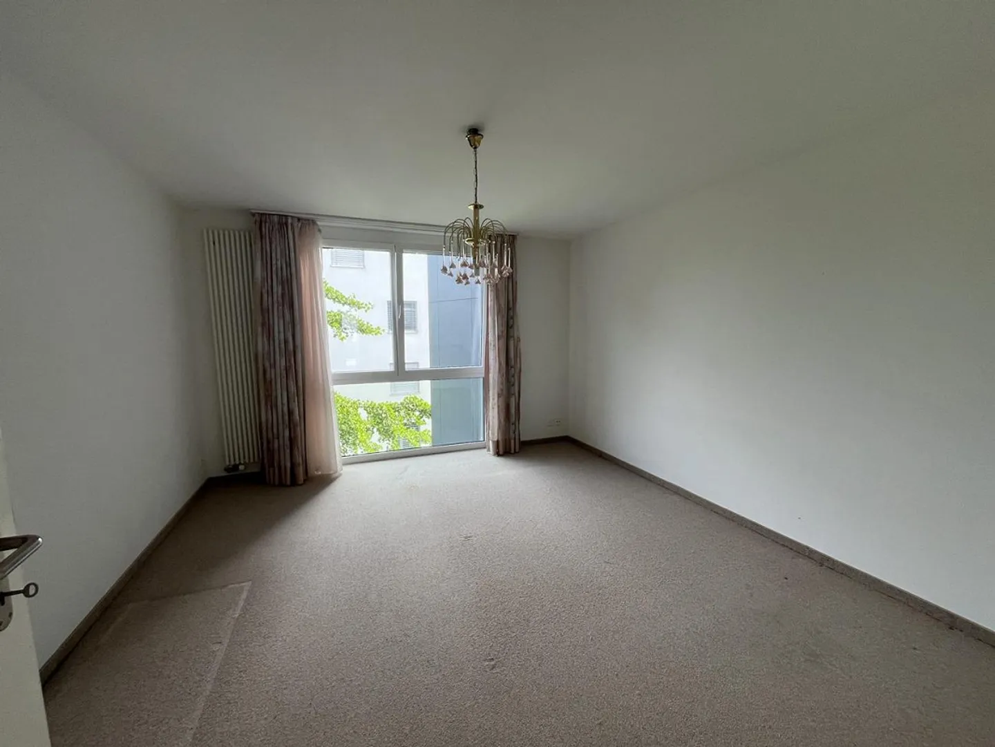 Vuoi un cambiamento? Ampio appartamento a Feuerthalen - Foto 8 di 17