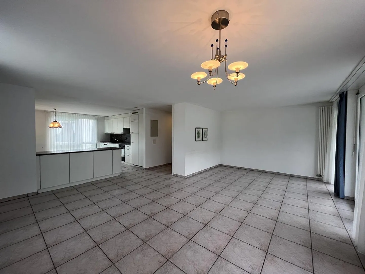 Vuoi un cambiamento? Ampio appartamento a Feuerthalen - Foto 3 di 17