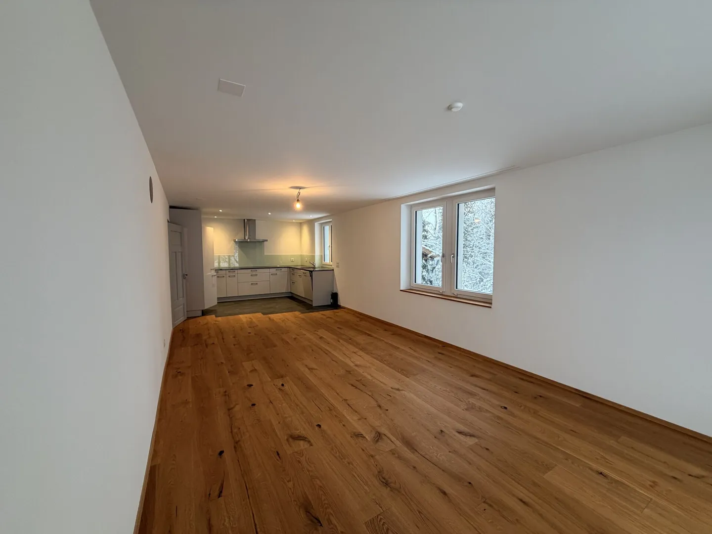 Stunning 5.5 Room Single Family House in a Quiet Location for Rent - Photo 5 of 19