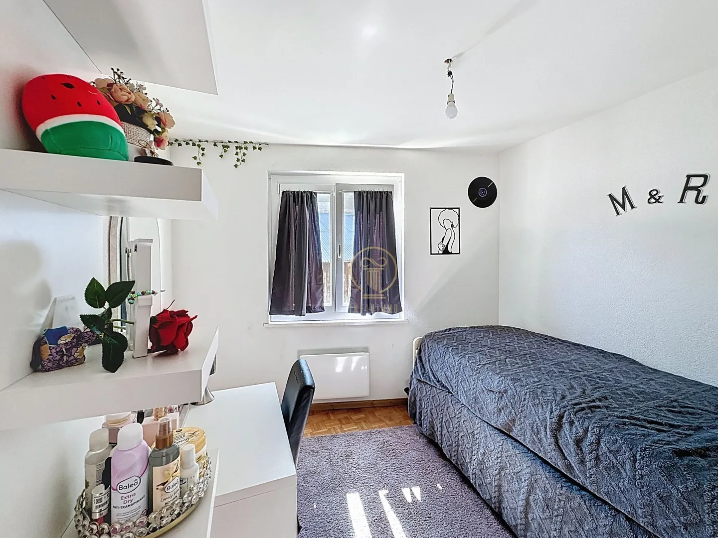 CONTHEY ZU ENTDECKEN, 5,5-Zimmer-Wohnung mit Charakter in einer kleinen PPE! - Foto 9 von 10