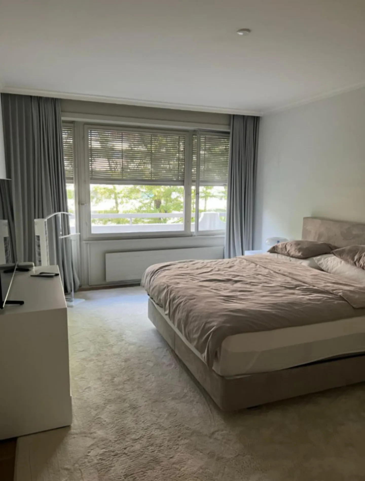 Geräumige 6-Zimmer-Wohnung - Foto 2 von 9