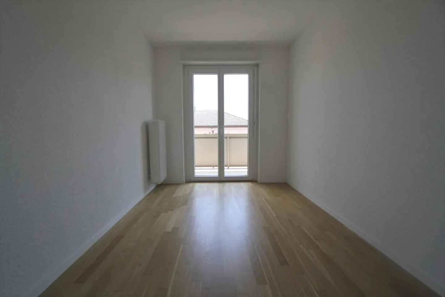 Spacieux appartement de 4.5 pièces - emplacement idéal - Photo 6 sur 7