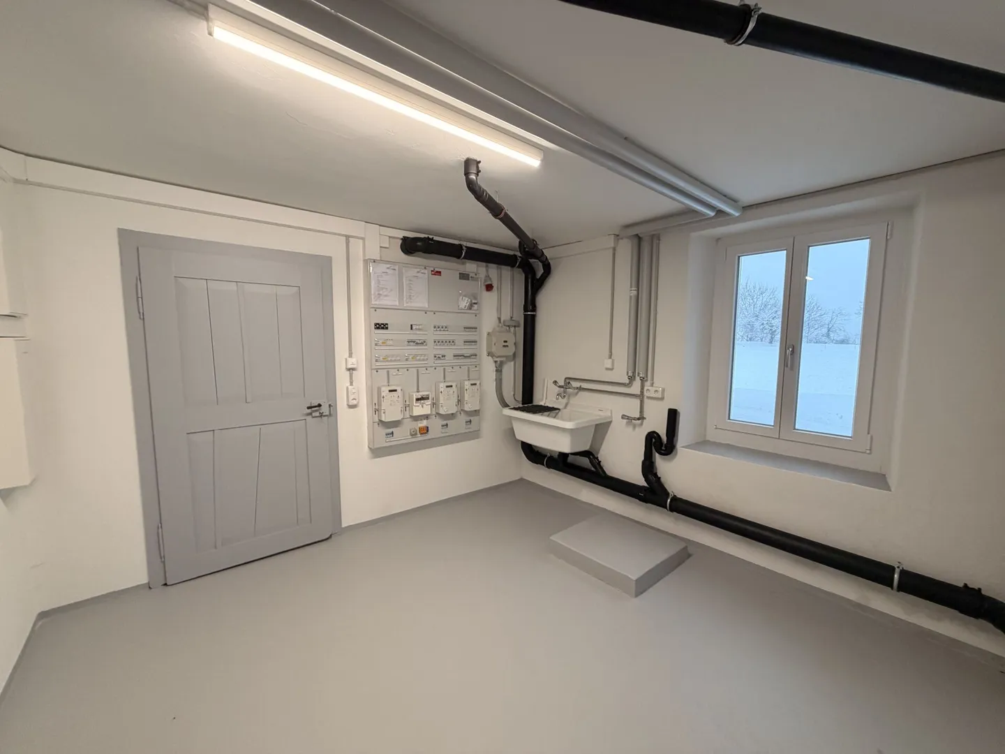 Stunning 5.5 Room Single Family House in a Quiet Location for Rent - Photo 9 of 19