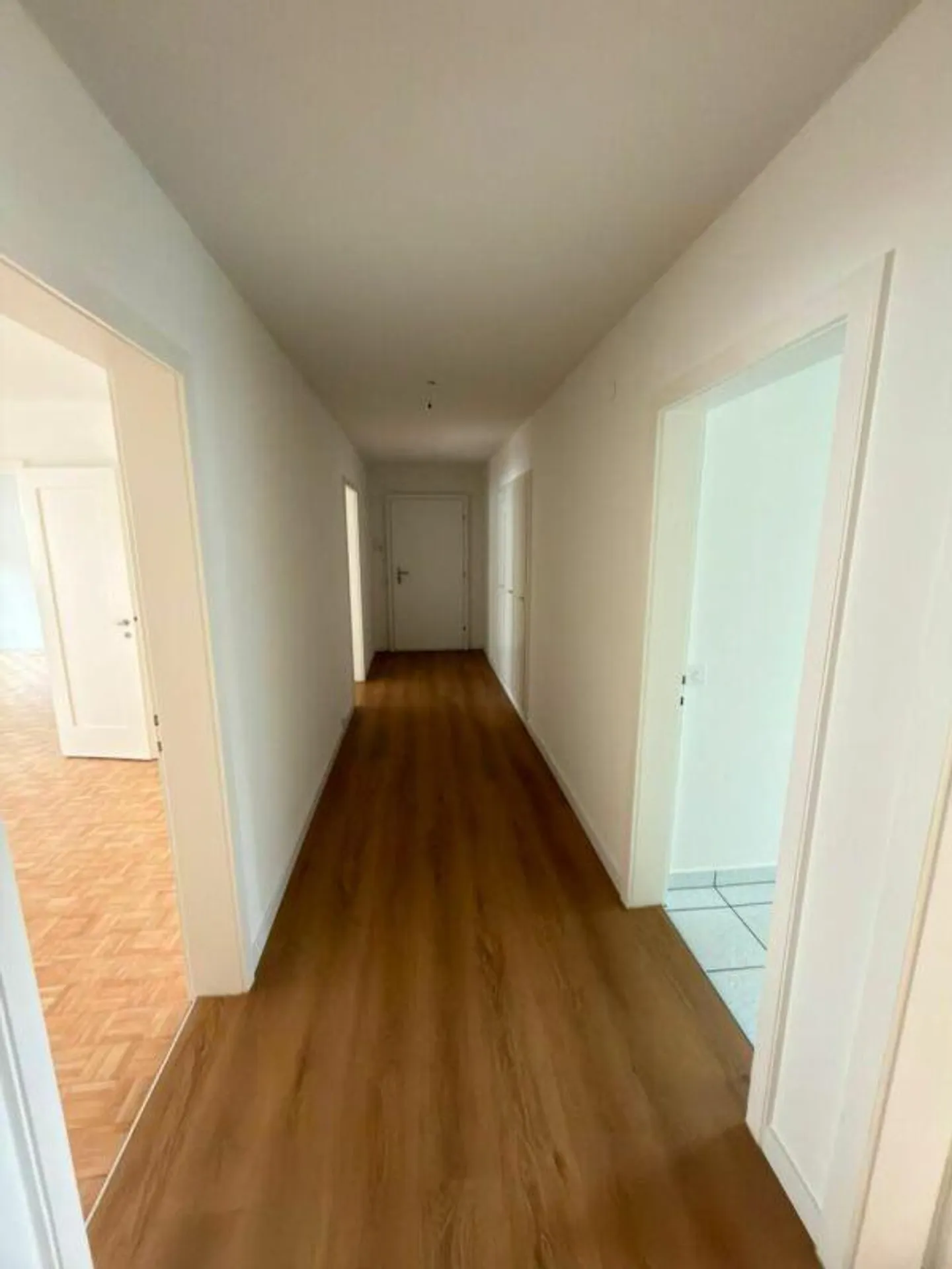 Appartamento cittadino 4 camere con balcone - Foto 9 di 11