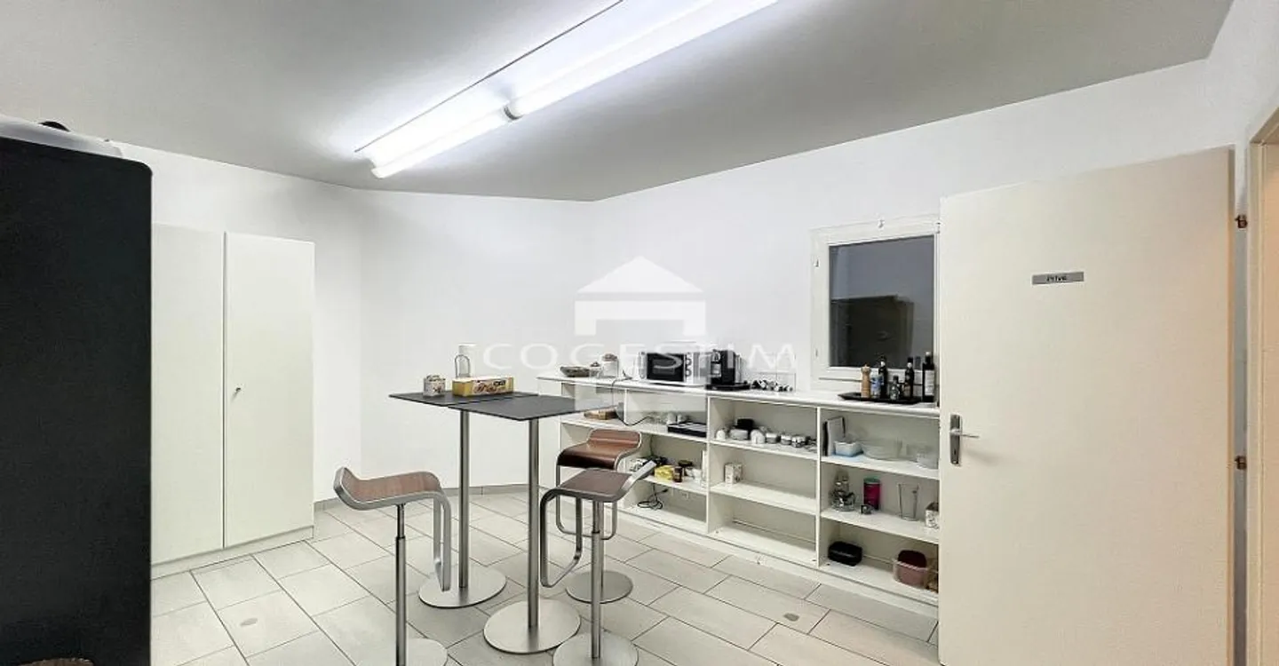 Bureau à louer - Photo 10 sur 13