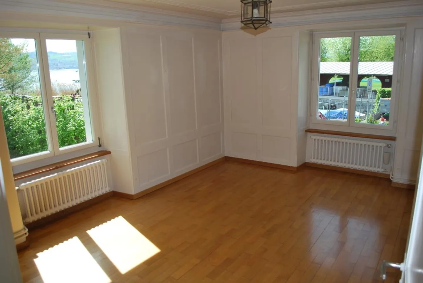 SUCCESSFULLY RENTED: Zurich Lake House with Private Park and Lake Access - Photo 11 of 12