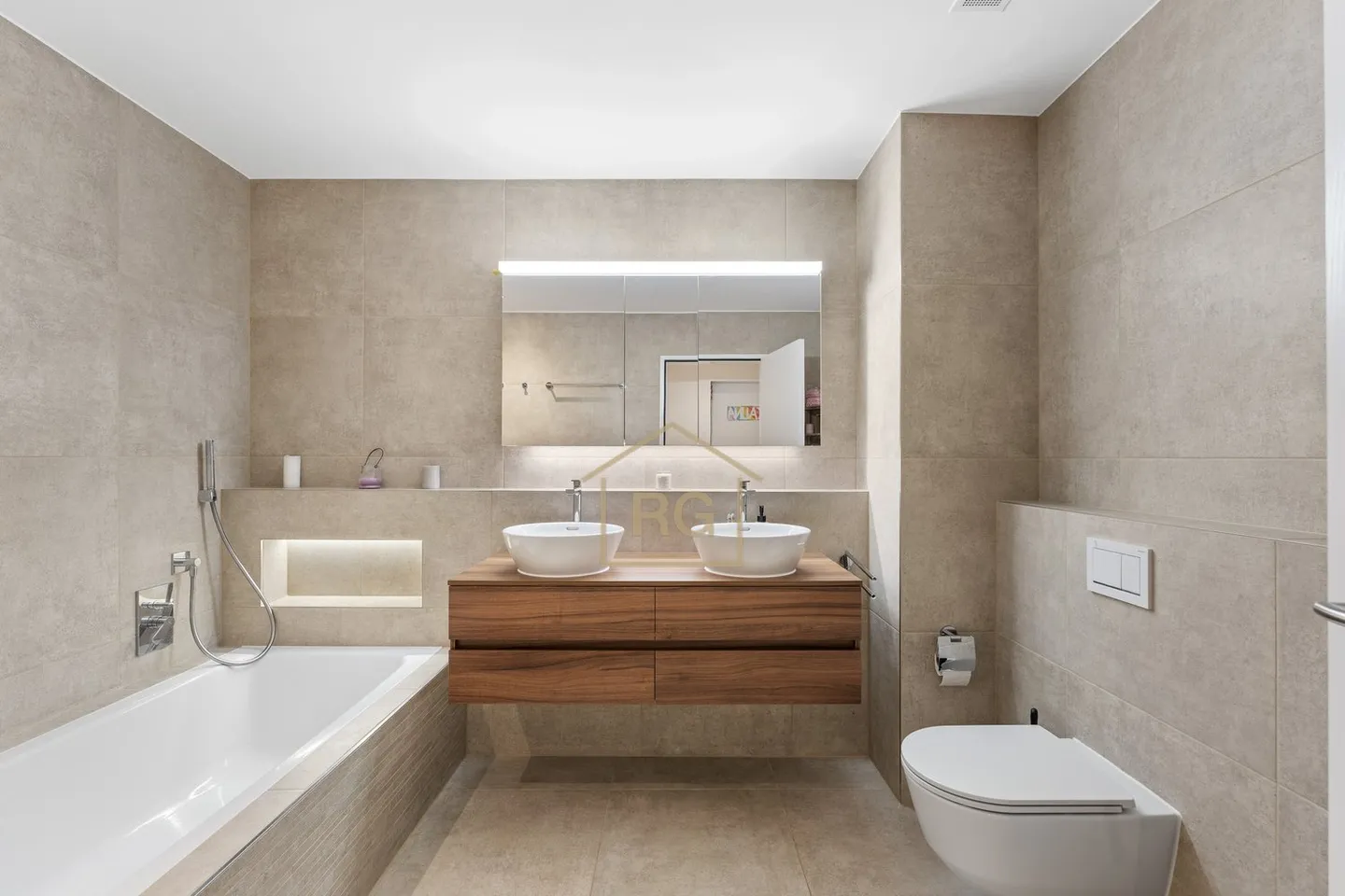 Modern 4.5-room terrace apartment in Triengen - Photo 11 of 14