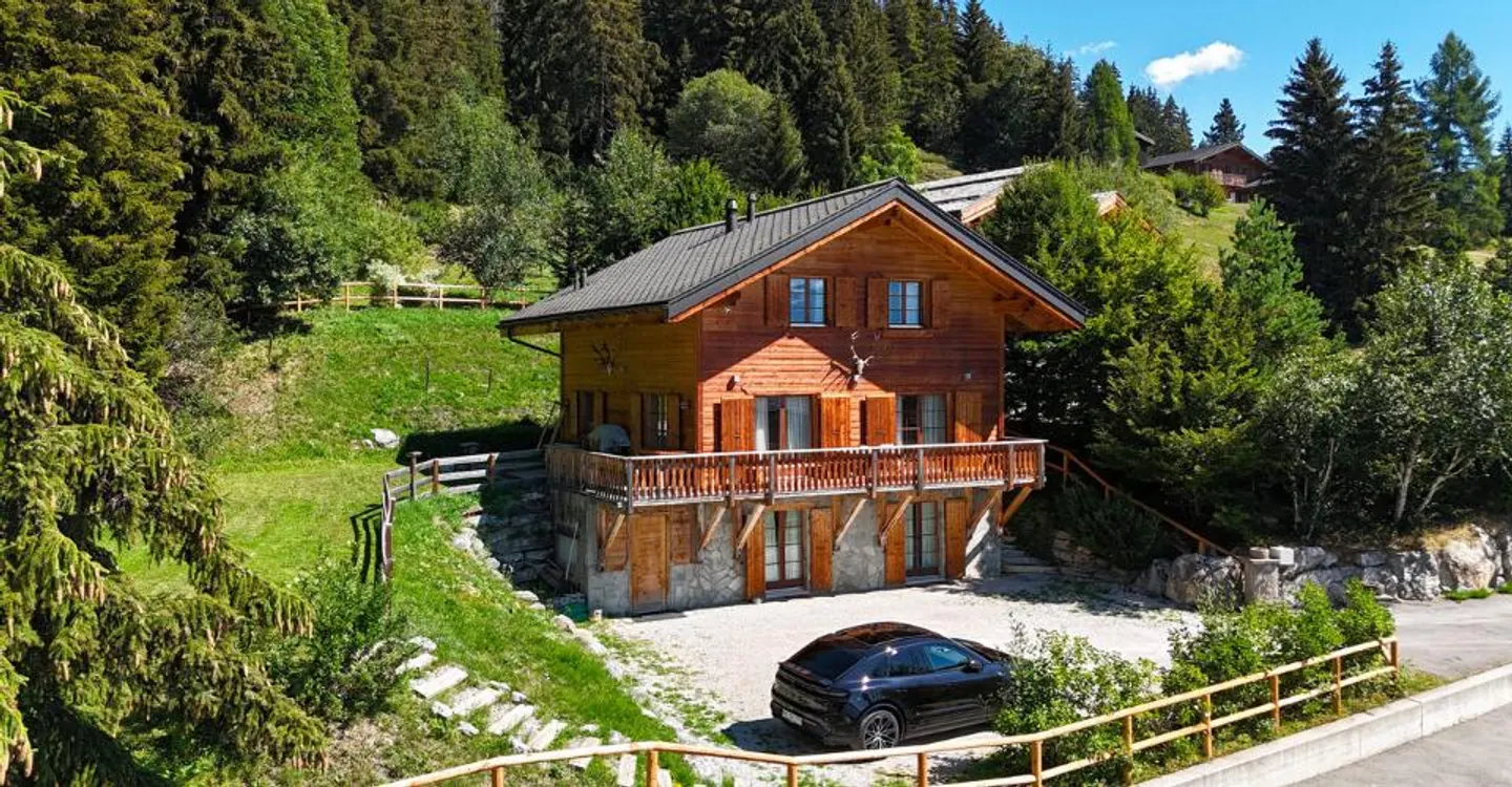 Chalet de luxe à Crans-Montana - Photo 1 sur 13