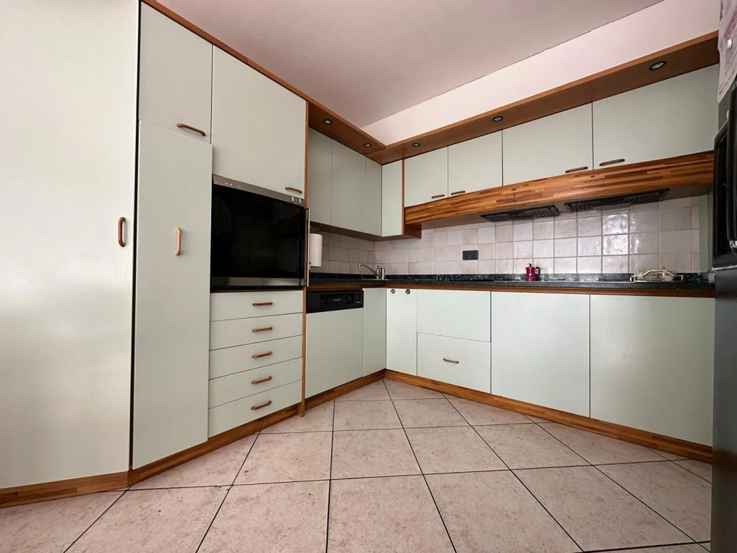 «Balerna 5.5 locali in piccolo contesto abitativo - 4 Schlafzi.-Wohnung im 2. Stock eines kleinen Wohngebäudes -» - Foto 7 di 21