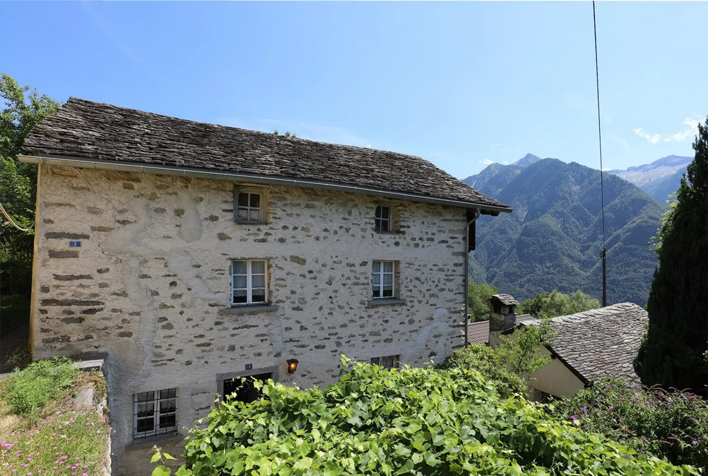 Rustikales Steinhaus ruhig und sonnig im Calancatal - Foto 2 di 20