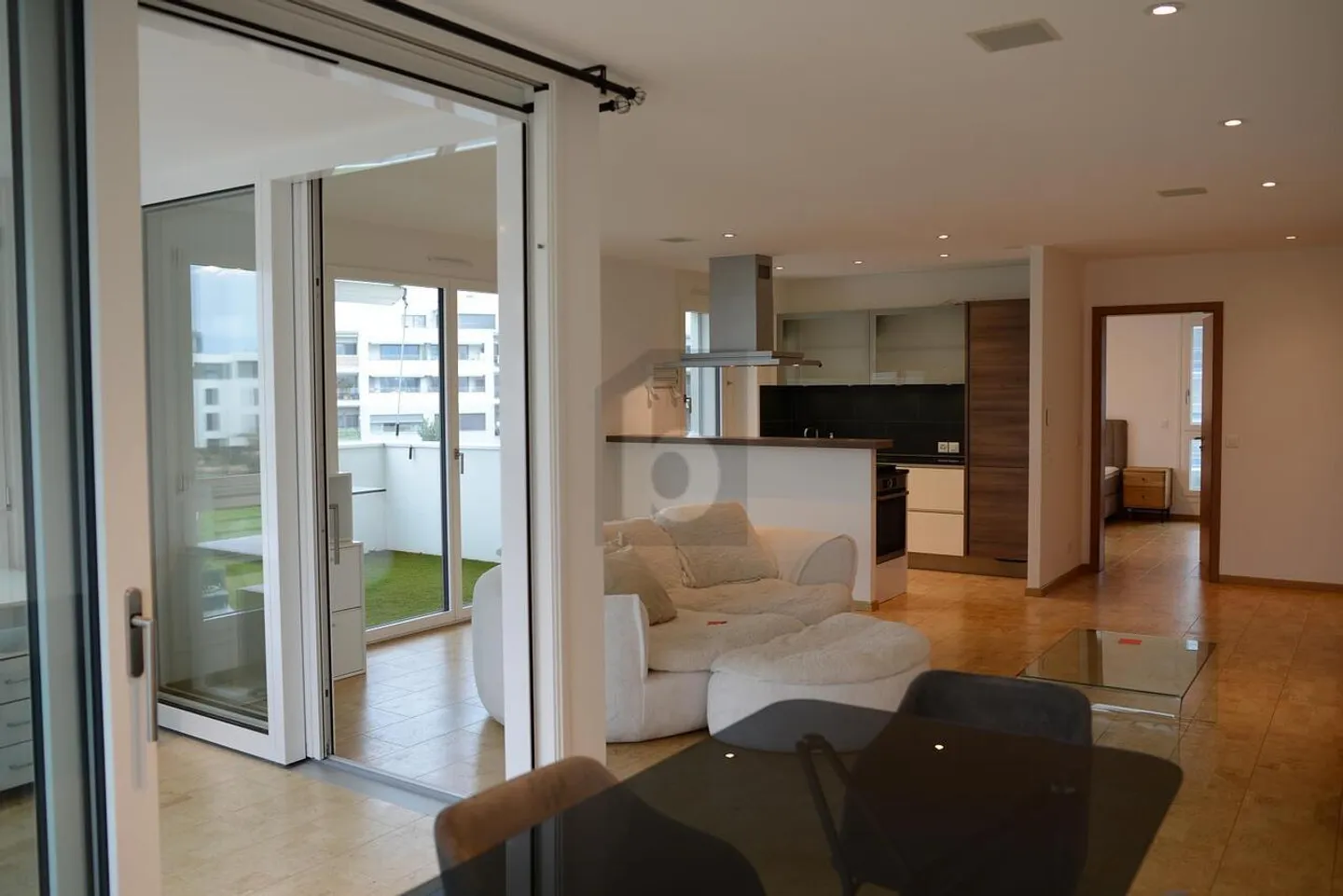 Appartement moderne près du lac Léman - Photo 1 sur 6