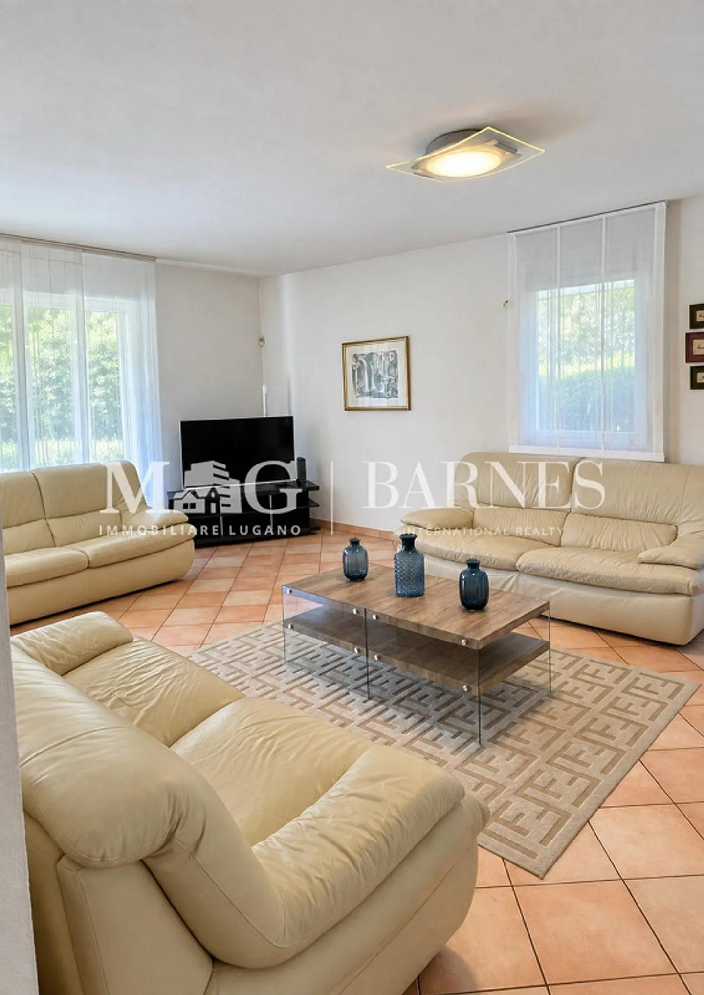 Vezia: Einfamilienhaus mit privatem Garten - Foto 2 von 10