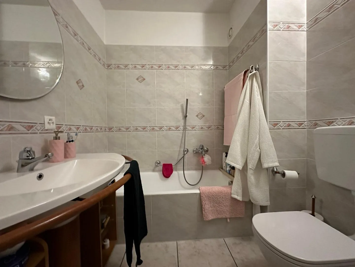 «Balerna 5.5 locali in piccolo contesto abitativo - 4 Schlafzi.-Wohnung im 2. Stock eines kleinen Wohngebäudes -» - Foto 17 di 21