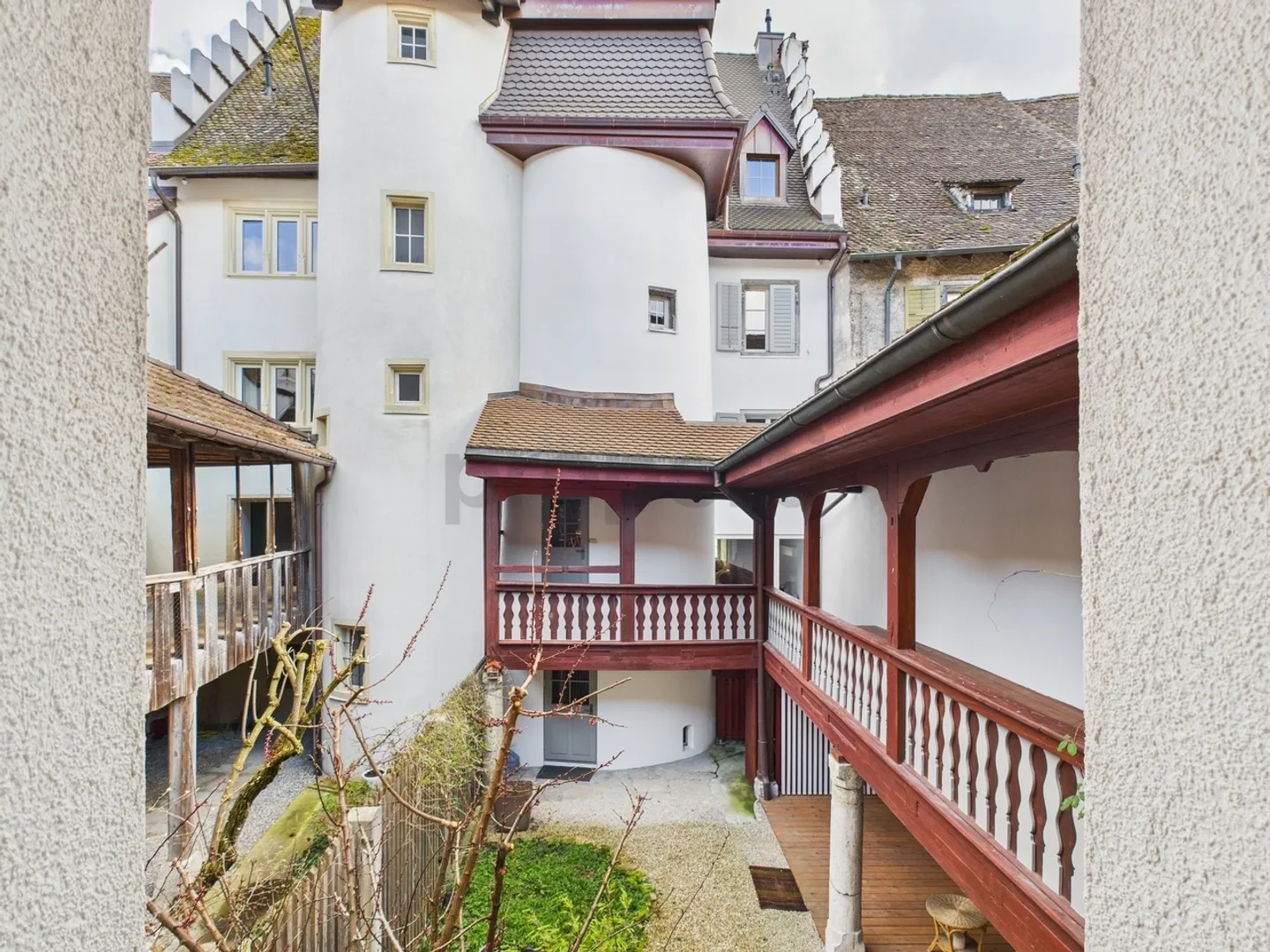 Espace à louer en vieille ville de Delémont – Entre authenticité et... - Photo 9 sur 12