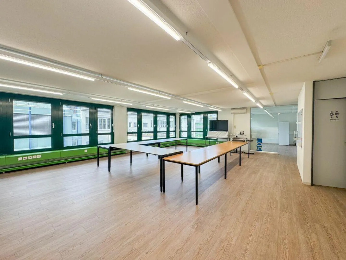 Bureau / Espace de pratique spacieux dans le meilleur environnement de travail - Photo 2 sur 7